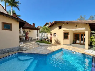 Casa de Condomínio com 3 Quartos à venda, 361m² no Granja Viana II, Cotia