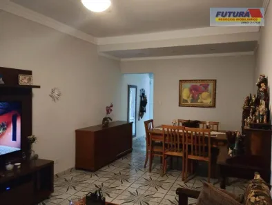 Sobrado com 4 Quartos à venda, 151m² no Jardim Independência, São Vicente