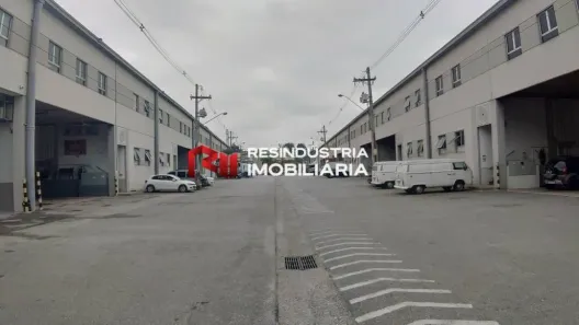 Galpão/Depósito/Armazém para alugar, 889m² no Santa Fé, Osasco