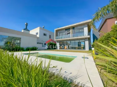 Casa de Condomínio com 4 Quartos à venda, 227m² no XANGRI-LÁ, Xangri-Lá