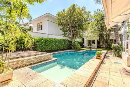 Casa com 4 Quartos à venda, 512m² no Jardim Luzitânia, São Paulo
