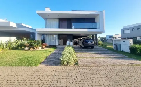 Casa de Condomínio com 3 Quartos à venda, 374m² no Centenário, Torres
