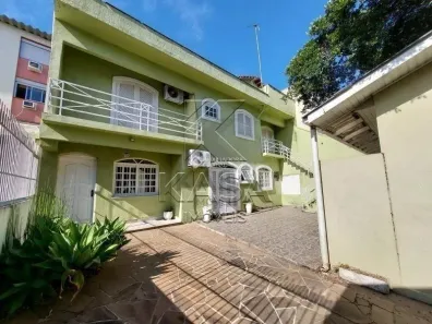 Casa com 6 Quartos à venda, 200m² no Centro, Canoas