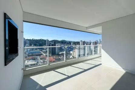 Apartamento com 3 Quartos à venda, 228m² no Vila Nova, Blumenau