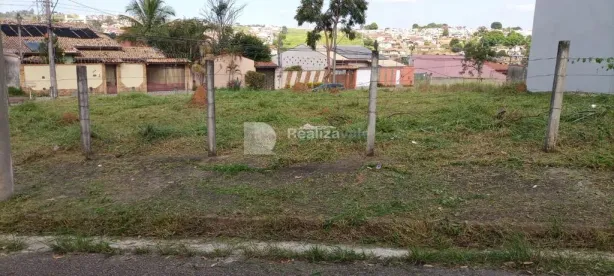 Lote/Terreno à venda, 425m² no Campos Elíseos, Taubaté