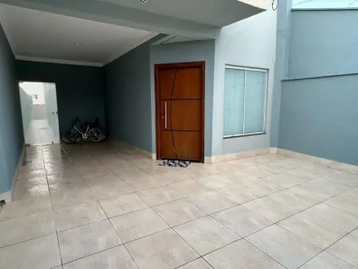 Sobrado com 3 Quartos à venda, 165m² no Jardim Universitário, Marília