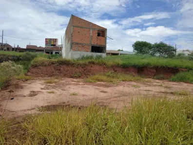 Lote/Terreno à venda, 240m² no , Mandaguaçu