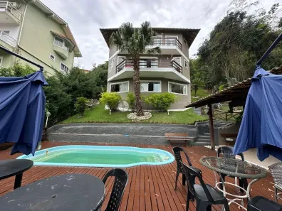 Casa de Condomínio com 5 Quartos à venda, 400m² no Parque do Imbui, Teresópolis
