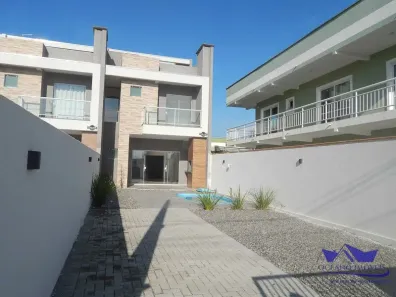 Sobrado com 3 Quartos à venda, 112m² no Guaratuba, Guaratuba