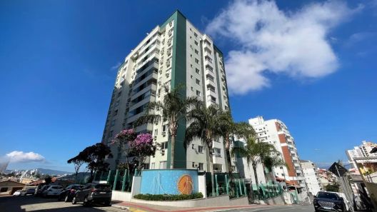 Apartamento com 3 Quartos à venda, 86m² no Barreiros, São José