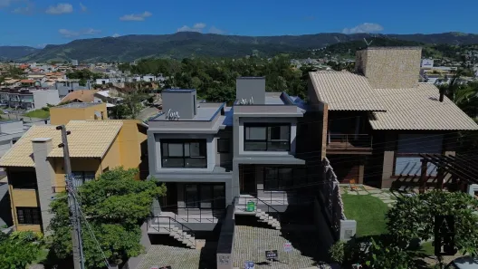 Sobrado com 3 Quartos à venda, 162m² no Centro, Garopaba