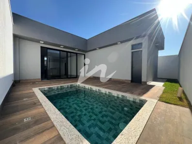 Casa com 3 Quartos à venda, 180m² no Novo Mundo, Uberlândia