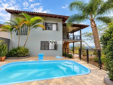 Casa com 3 Quartos à venda, 171m² no São Jorge, Novo Hamburgo