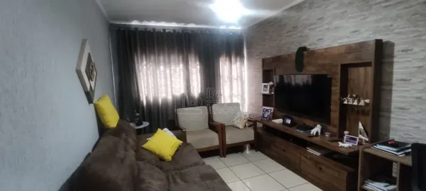 Casa com 2 Quartos à venda, 162m² no Jardim Santa Clara (Vila Xavier), Araraquara