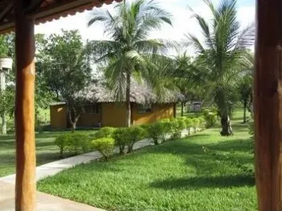 Fazenda/Sítio com 3 Quartos à venda, 1150m² no Setor Central, São Miguel do Araguaia