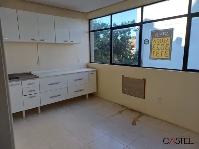 Sala Comercial à venda, 69m² no Azenha, Porto Alegre