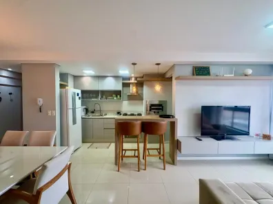 Apartamento com 2 Quartos para alugar, 75m² no Centro, Balneário Camboriú