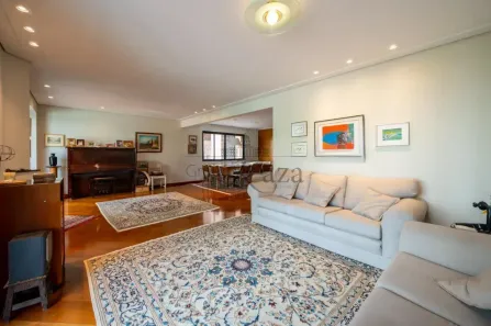 Apartamento com 4 Quartos à venda, 218m² no Vila Nova Conceição, São Paulo