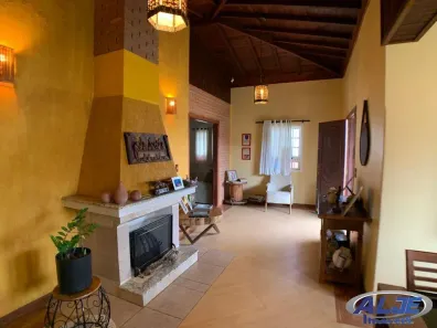 Casa com 4 Quartos à venda, 174m² no Jardim Acapulco, Marília
