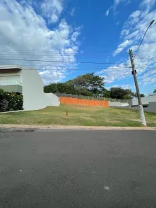 Lote/Terreno à venda, 385m² no Jardim Alvorada, Marília