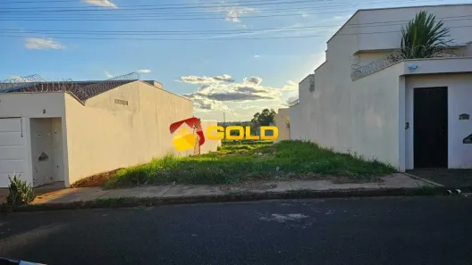 Lote/Terreno à venda, 250m² no Laranjeiras, Uberlândia