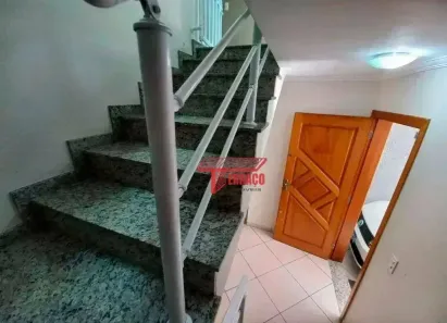 Sobrado com 3 Quartos à venda, 190m² no Vila Linda, Santo André