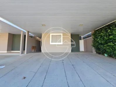 Casa com 3 Quartos para alugar, 10m² no Centro, Marília