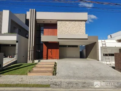 Casa de Condomínio com 5 Quartos à venda, 321m² no Itararé, Campina Grande