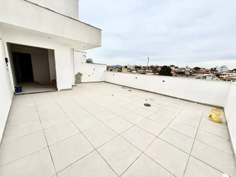 Apartamento com 3 quartos — Planalto, Belo Horizonte