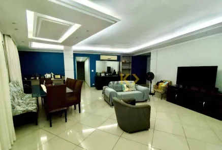 Casa com 3 Quartos à venda, 183m² no Ponta da Praia, Santos