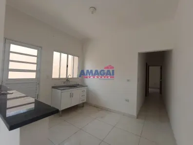 Casa com 2 Quartos à venda, 80m² no Jardim Alvorada, Jacareí