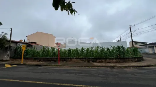 Lote/Terreno à venda, 257m² no Jardim Embaré, São Carlos