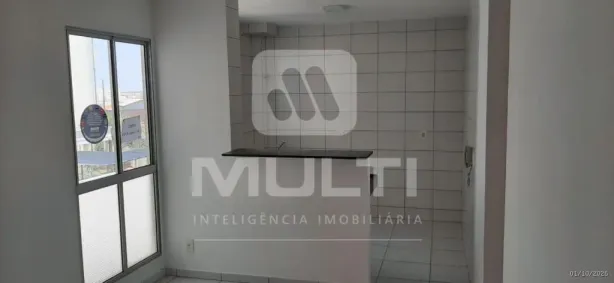 Apartamento com 2 Quartos para alugar, 45m² no Shopping Park, Uberlândia