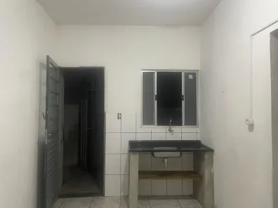 Casa com 1 Quarto para alugar, 49m² no Jardim do Luar (Fazendinha), Santana de Parnaíba