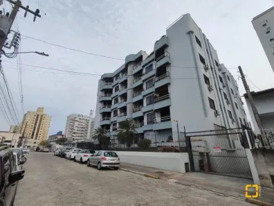 Apartamento com 2 Quartos à venda, 155m² no Canto, Florianópolis