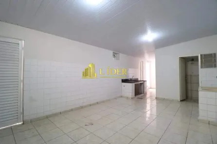 Casa com 3 Quartos para alugar, 250m² no Nossa Senhora Aparecida, Uberlândia