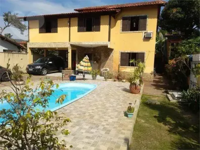 Casa com 3 Quartos à venda, 233m² no Itaipu, Niterói
