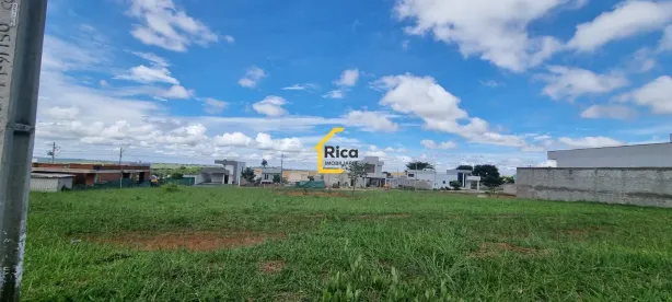 Lote/Terreno à venda, 250m² no Residencial Villa Suiça, Cidade Ocidental