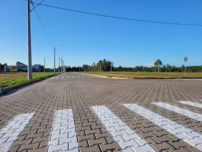 Lote/Terreno à venda, 300m² no Vila Rica, Portão