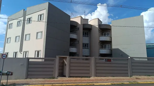 Apartamento com 2 Quartos para alugar, 80m² no Vila Marta, Franca