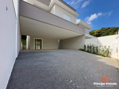 Casa com 4 Quartos à venda, 254m² no América, Joinville