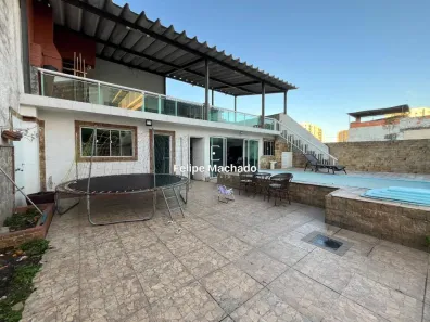 Casa com 3 Quartos à venda, 317m² no Del Castilho, Rio de Janeiro