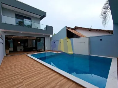 Casa com 4 Quartos à venda, 230m² no São Lourenço, Bertioga
