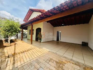 Casa com 3 Quartos à venda, 223m² no Santa Amélia, Belo Horizonte