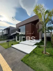 Casa de Condomínio com 4 Quartos à venda, 213m² no Jardins França, Goiânia