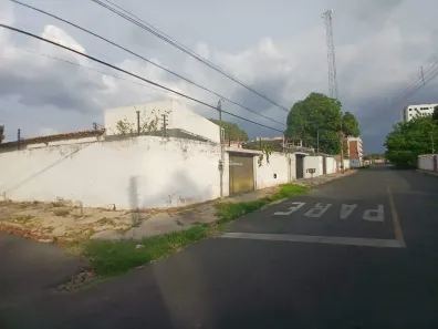 Casa com 4 Quartos à venda, 200m² no São Cristóvão, Teresina