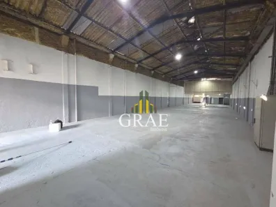 Galpão/Depósito/Armazém à venda, 734m² no Vila Valparaíso, Santo André