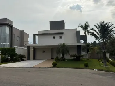Sobrado com 4 Quartos para alugar, 380m² no Jardim do Golf I, Jandira