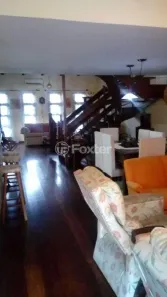 Casa com 3 Quartos à venda, 235m² no Guarujá, Porto Alegre