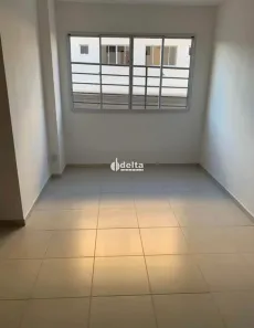 Apartamento com 2 Quartos para alugar, 47m² no Shopping Park, Uberlândia